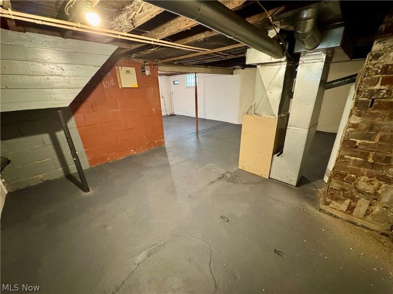 909 Clarendon Avenue SW, Canton, OH 44710 Photo 32