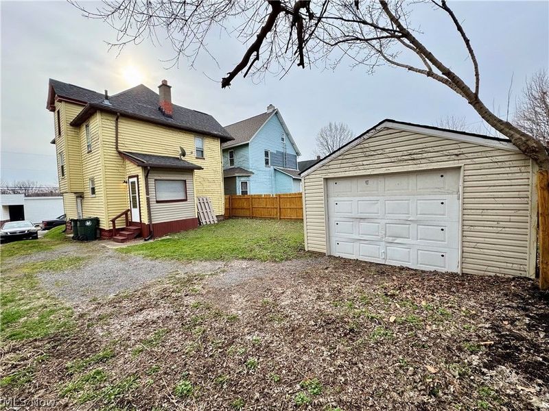 909 Clarendon Avenue SW, Canton, OH 44710 Photo 35