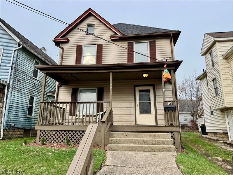 909 Clarendon Avenue SW, Canton, OH 44710 Photo 4