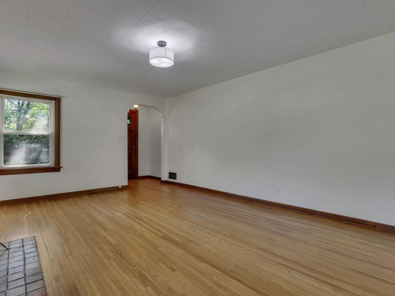 3017 Courtright Road , Columbus, OH 43232 Photo 7