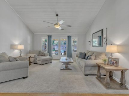 1856 Ridgeview Dr, Roseville, CA 95661 Photo