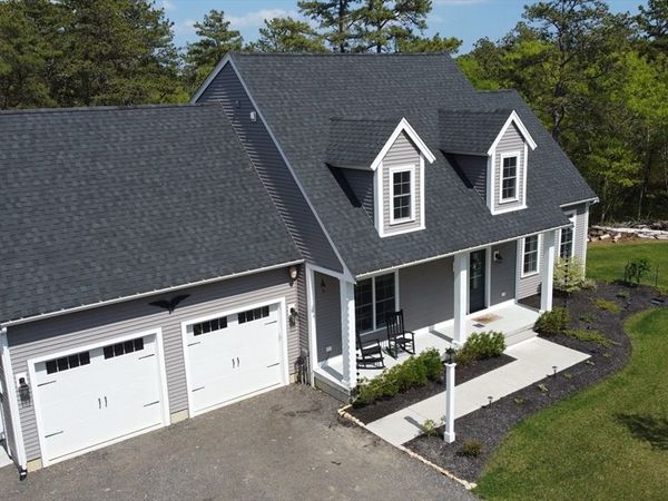 2 Seabiscuit Drive, Plymouth, MA 02360
