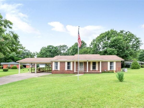 10630 Hillcrest Drive, Grand Bay, AL 36541