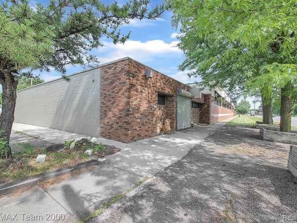 8400 PELHAM Road , Taylor, MI 48180