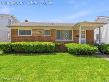 8801 Whitlock Avenue, Dearborn, MI 48126