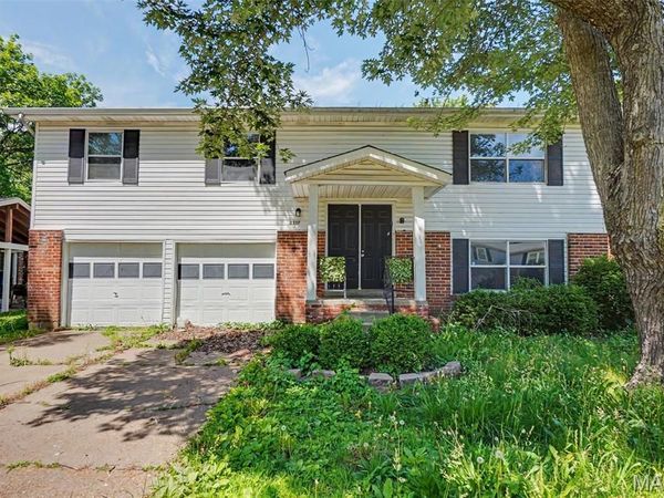 2337 Millvalley Drive , Florissant, MO 63031