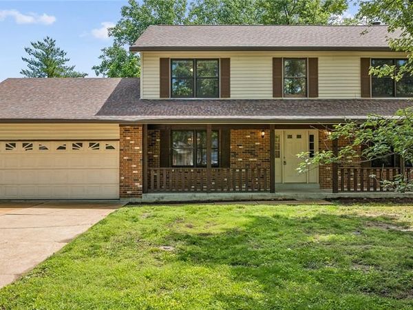 1642 La Palma Drive, Fenton, MO 63026