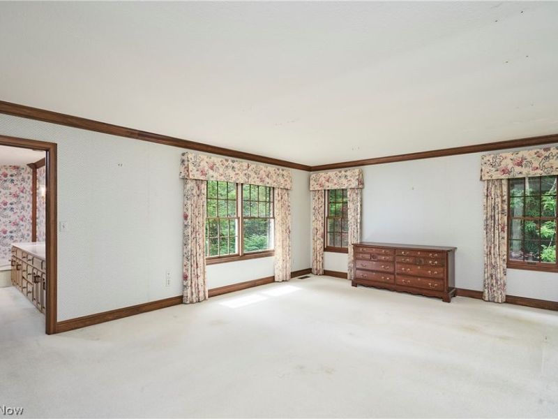 853 Robinwood Hills Drive , Bath, OH 44333 Photo 20