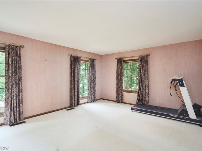 853 Robinwood Hills Drive , Bath, OH 44333 Photo 25