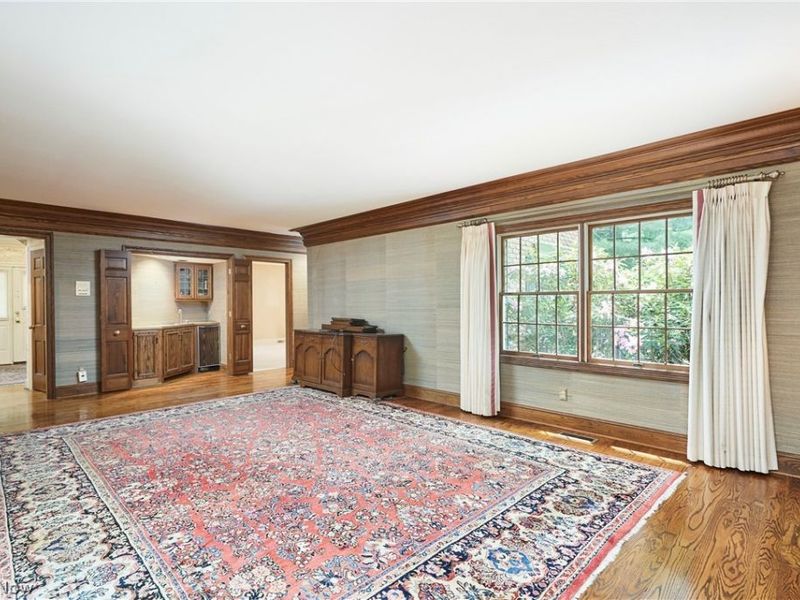 853 Robinwood Hills Drive , Bath, OH 44333 Photo 8