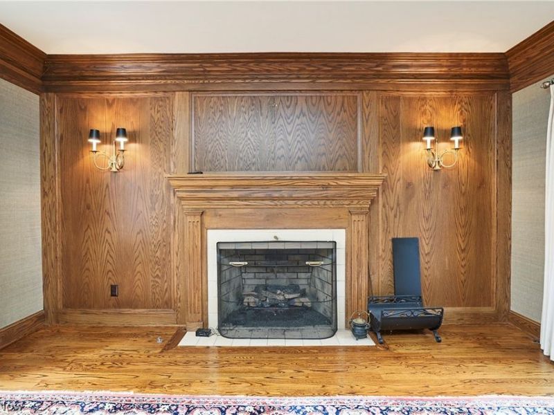 853 Robinwood Hills Drive , Bath, OH 44333 Photo 9