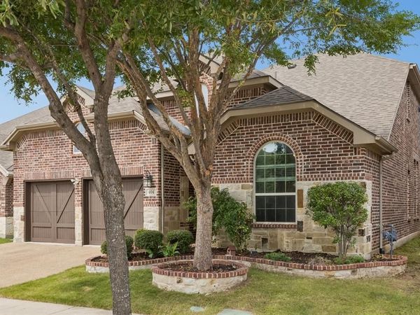 404 Warwick Boulevard, Lewisville, TX 75056