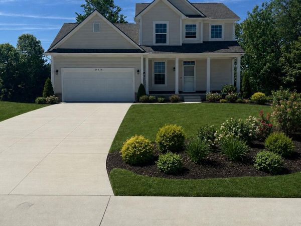 26350 Pine Gate Drive, Unit 10, Chesterfield, MI 48051