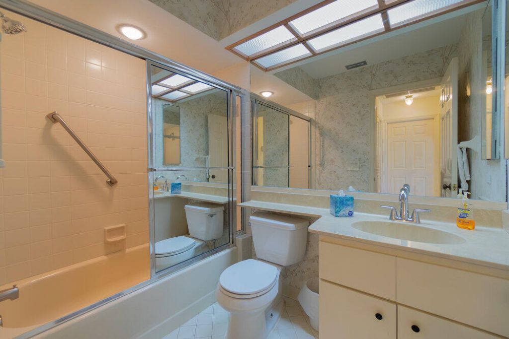 6672 S Pine Court, Palm Beach Gardens, FL 33418 Photo