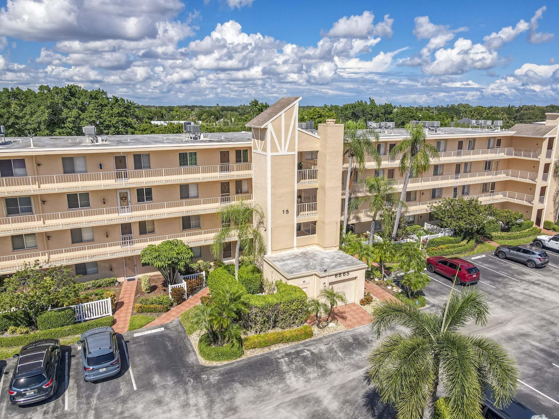 6865 Huntington Lane, Unit 105, Delray Beach, FL 33446 Photo