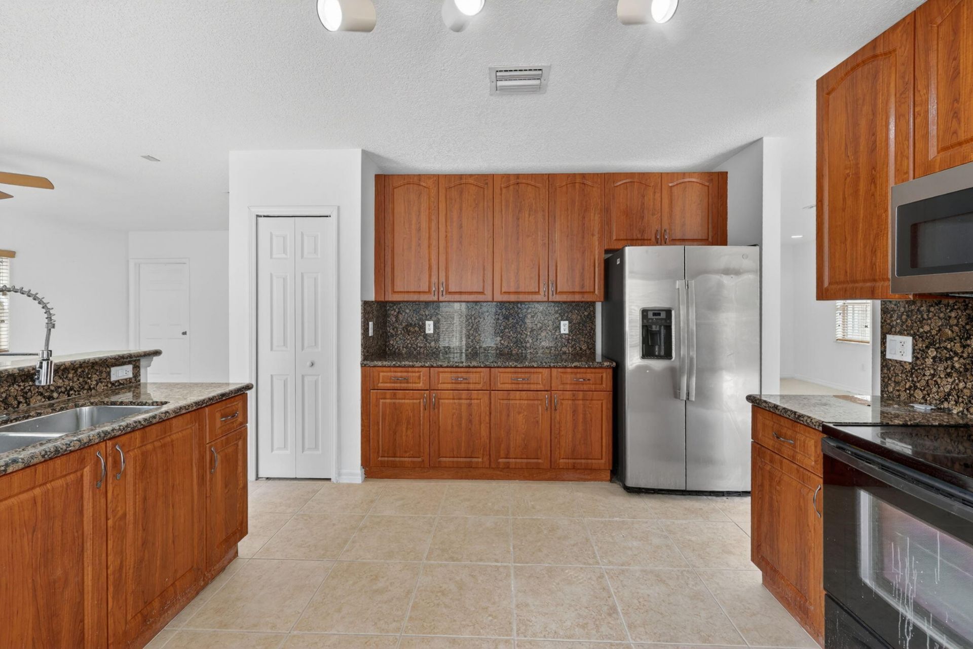 1975 NE 36th Avenue, Homestead, FL 33033 Photo