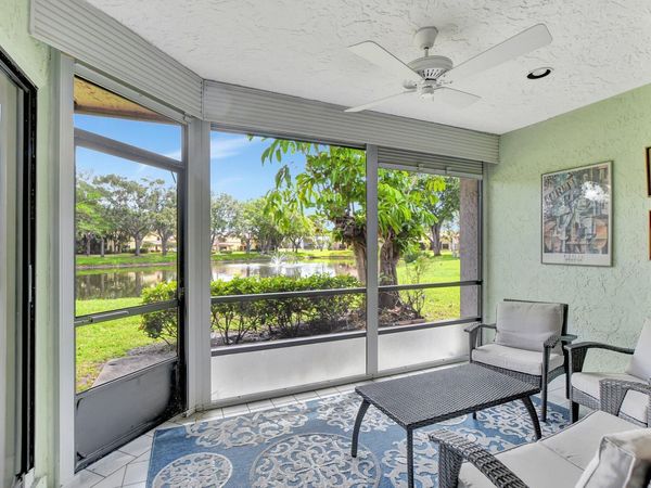 5289 Fairway Woods Drive, Unit 2913, Delray Beach, FL 33484