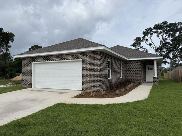 46 Winfield Street, Niceville, FL 32578