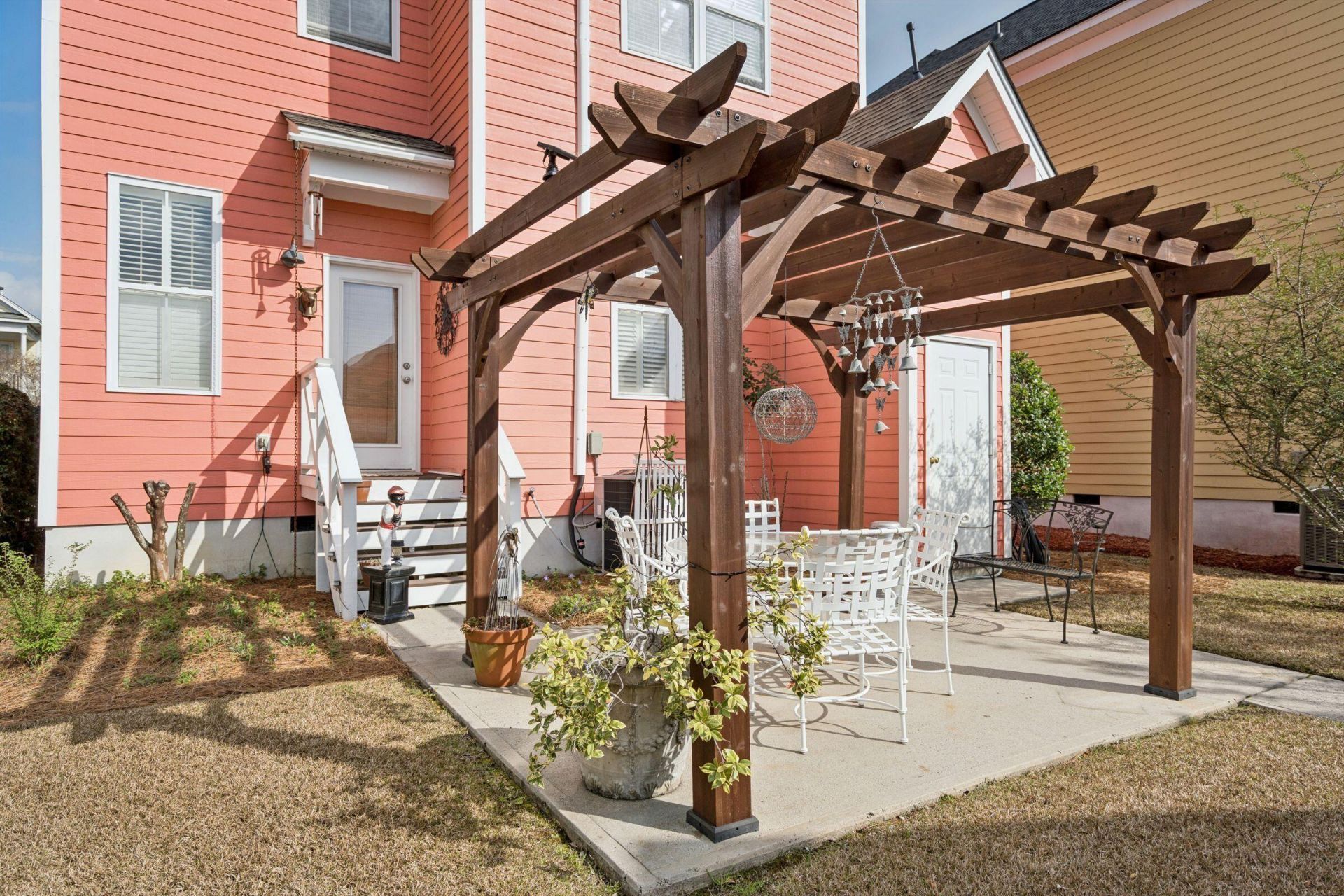 206 Barberry Street Photo 39