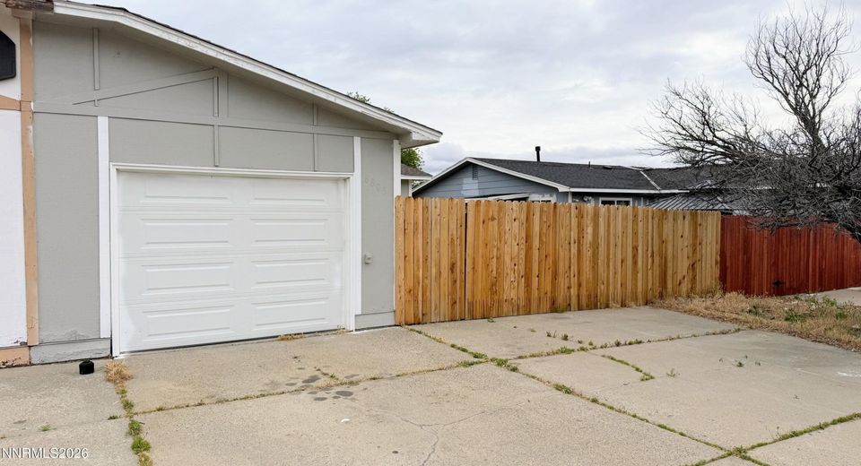 6805 Lotus Street, Reno, NV 89506 Photo
