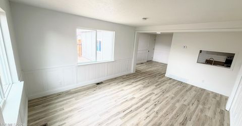 6805 Lotus Street, Reno, NV 89506 Photo