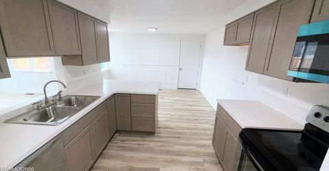 6805 Lotus Street, Reno, NV 89506 Photo