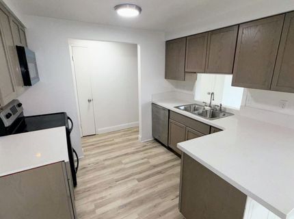 6805 Lotus Street, Reno, NV 89506 Photo