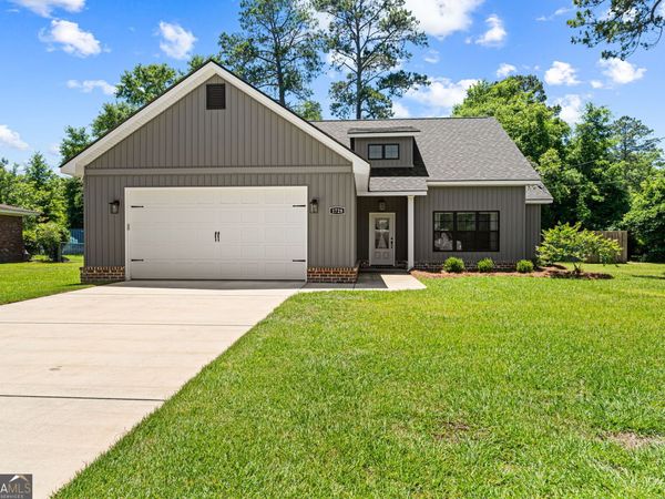 1728 Greenwood Circle, Perry, GA 31069