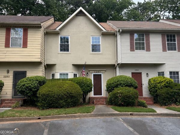 2290 Fairways Court, Kennesaw, GA 30144