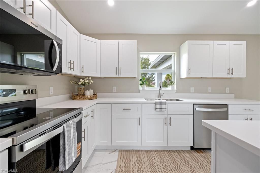 14130 Roof St, Fort Myers, FL 33905 Photo