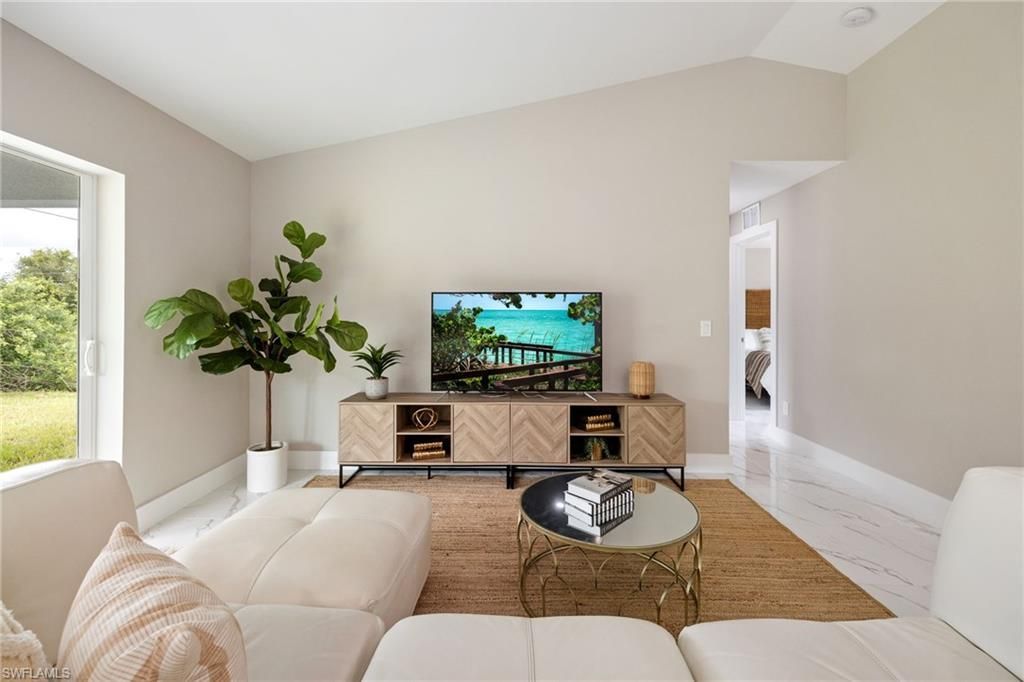 14130 Roof St, Fort Myers, FL 33905 Photo