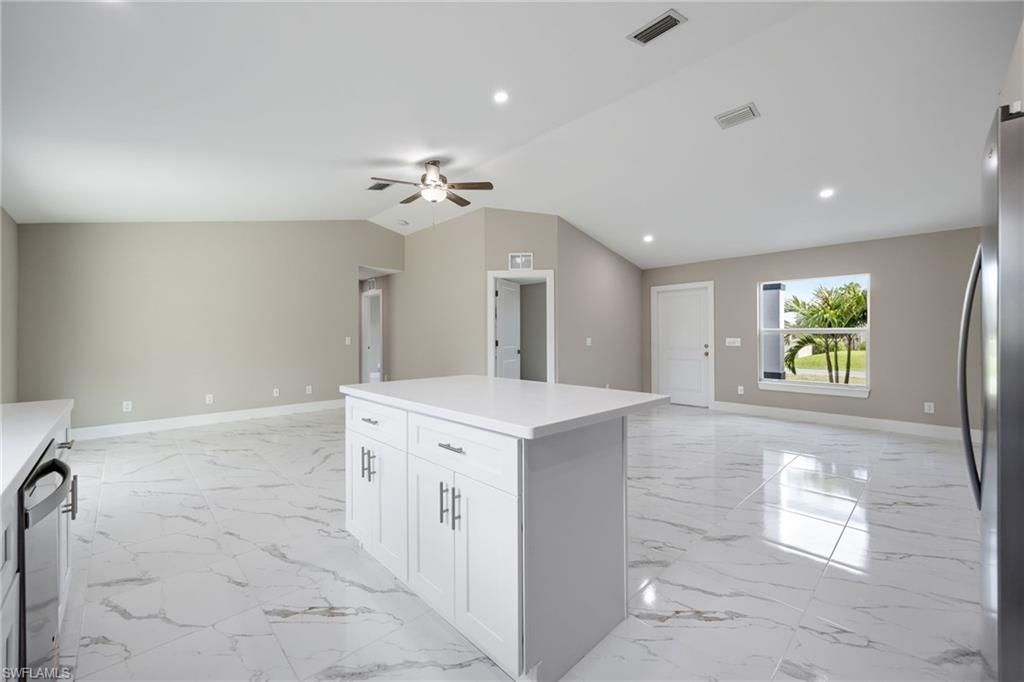 14130 Roof St, Fort Myers, FL 33905 Photo