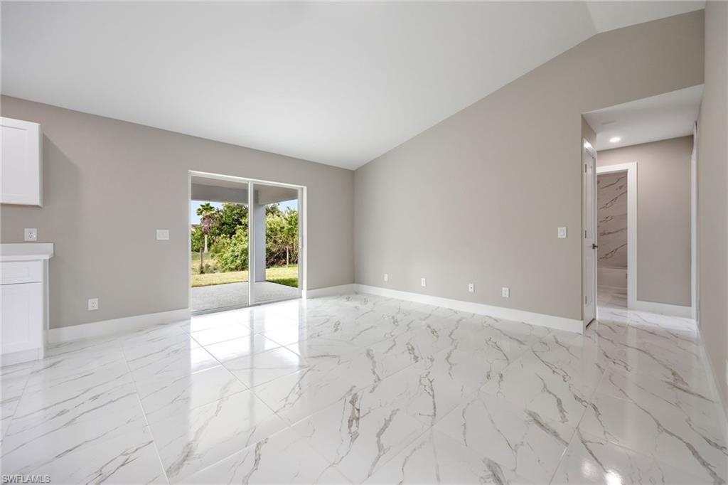14130 Roof St, Fort Myers, FL 33905 Photo