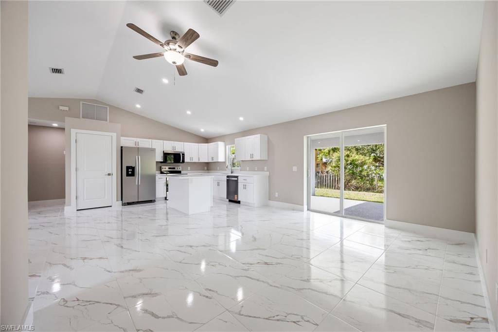 14130 Roof St, Fort Myers, FL 33905 Photo