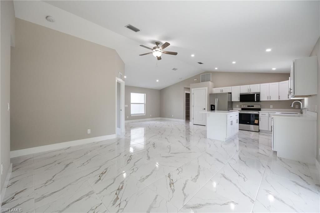 14130 Roof St, Fort Myers, FL 33905 Photo