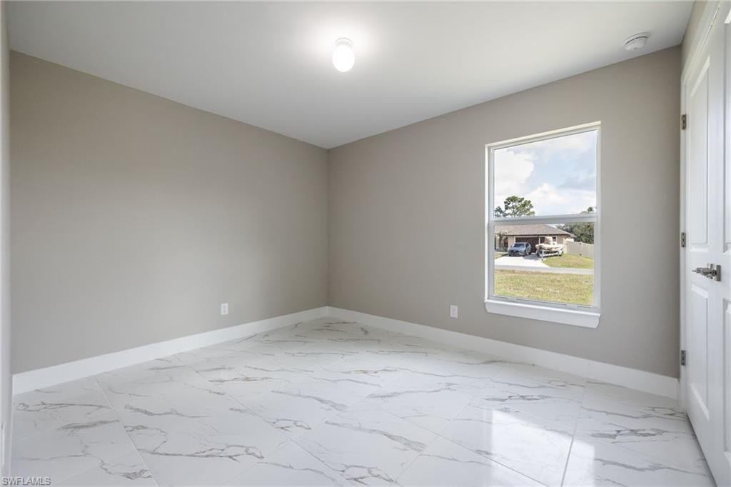 14130 Roof St, Fort Myers, FL 33905 Photo