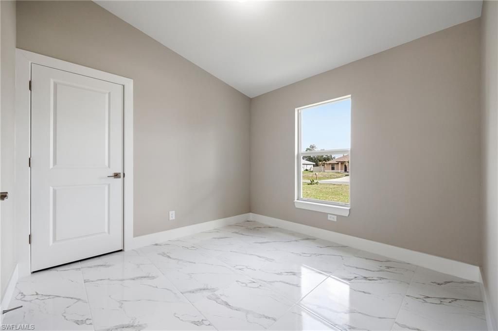 14130 Roof St, Fort Myers, FL 33905 Photo
