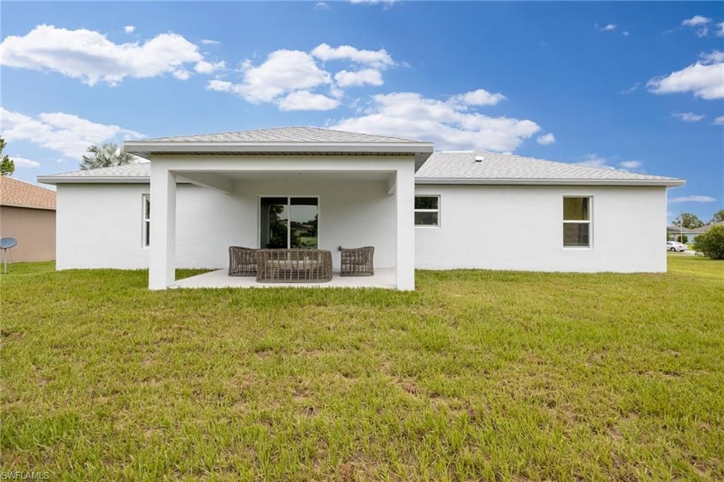 14130 Roof St, Fort Myers, FL 33905 Photo