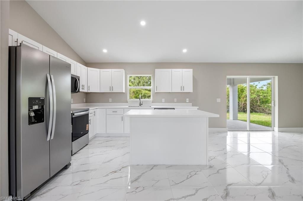 14130 Roof St, Fort Myers, FL 33905 Photo