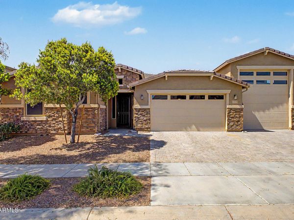 17340 W GAMBIT Trail, Surprise, AZ 85387