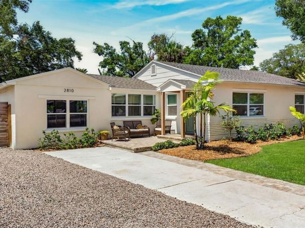 2810 SANDERS DRIVE, TAMPA, FL 33611
