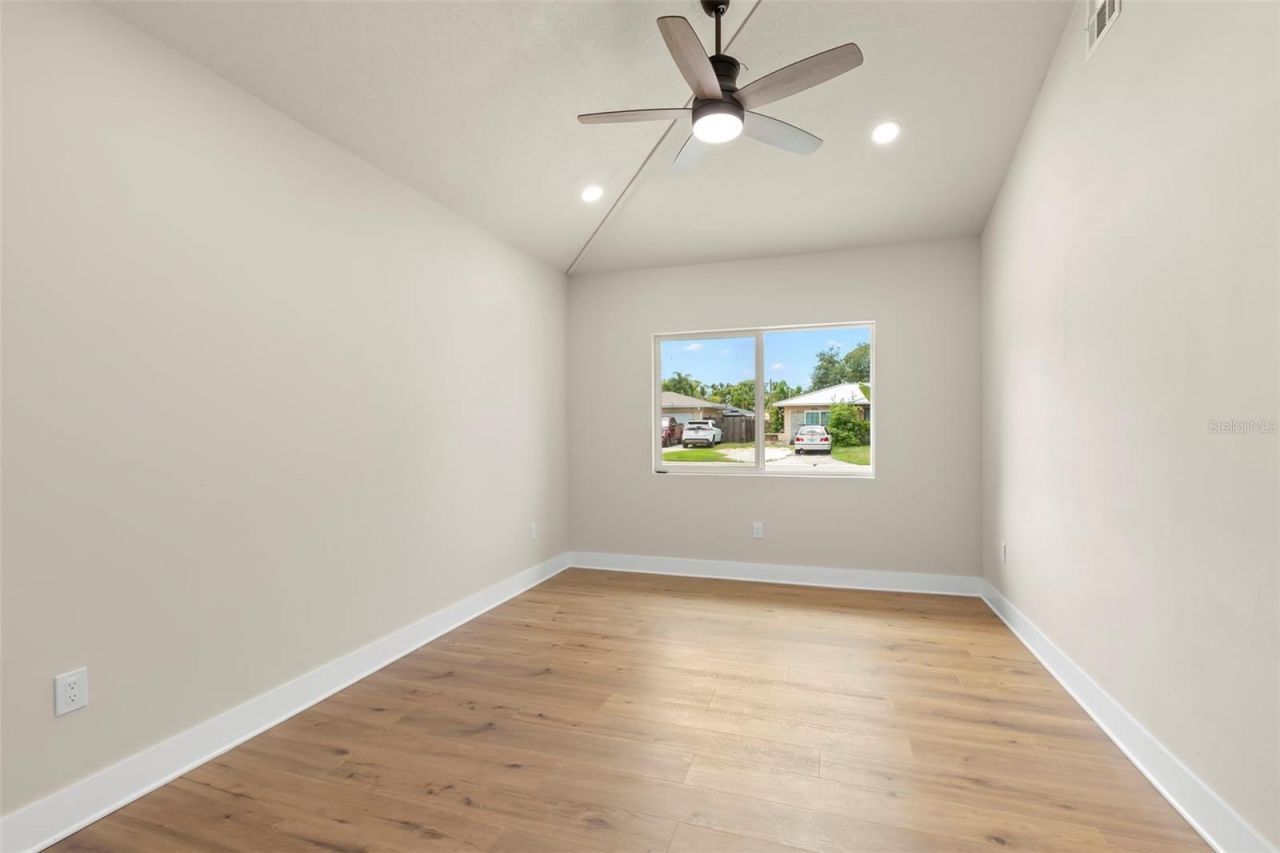 5299 35th Avenue N, Saint Petersburg, FL 33710 Photo