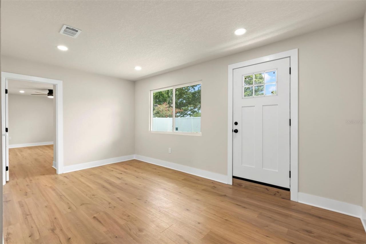 5299 35th Avenue N, Saint Petersburg, FL 33710 Photo