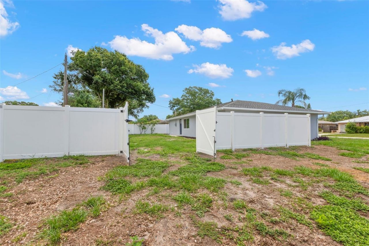 5299 35th Avenue N, Saint Petersburg, FL 33710 Photo