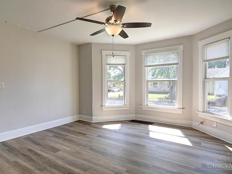 325 Moore Street, Middletown, OH 45042 Photo 6