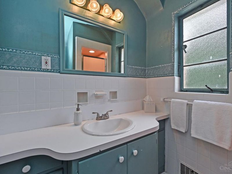 101 Linden Drive, Wyoming, OH 45215 Photo 47