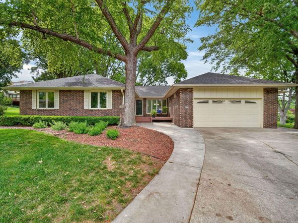 4212 95th Circle, Urbandale, IA 50322