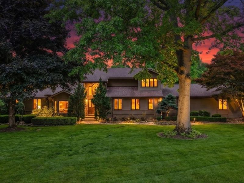 1006 Traci Lane, Copley, OH 44321 Photo 2