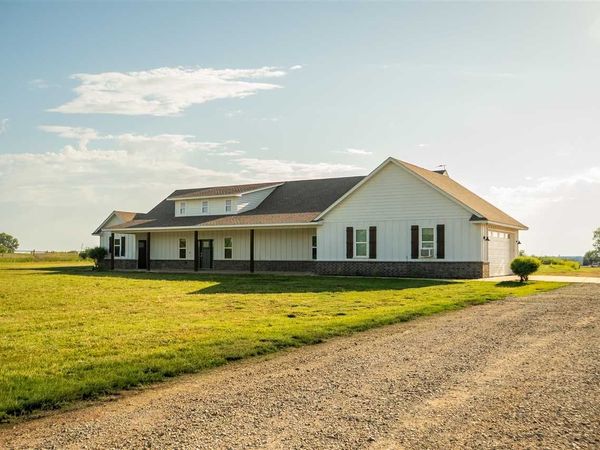 6634 N Brush Creek Road, Glencoe, OK 74032