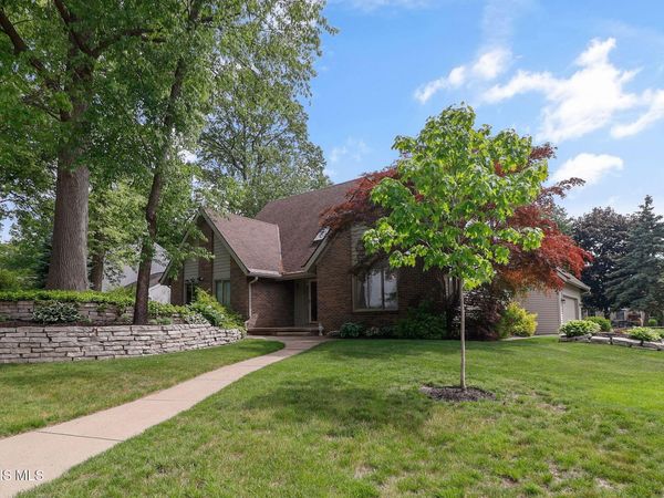 6838 Oakshade Road, Sylvania, OH 43560